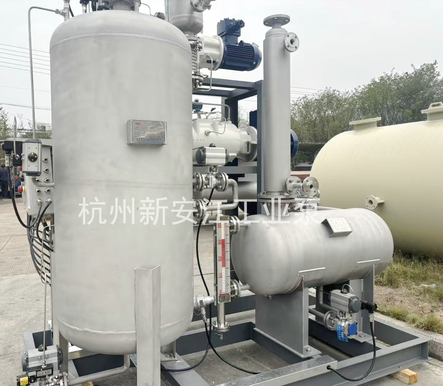 集成化羅茨螺桿真空機組，高效穩(wěn)定，勝任復雜苛刻工藝-杭州新安江工業(yè)泵有限公司 (3)